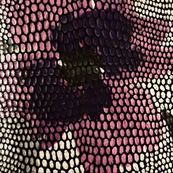 LODIS Floral Metallic Wristlet Pouch New without Tags - Picture 4 of 4